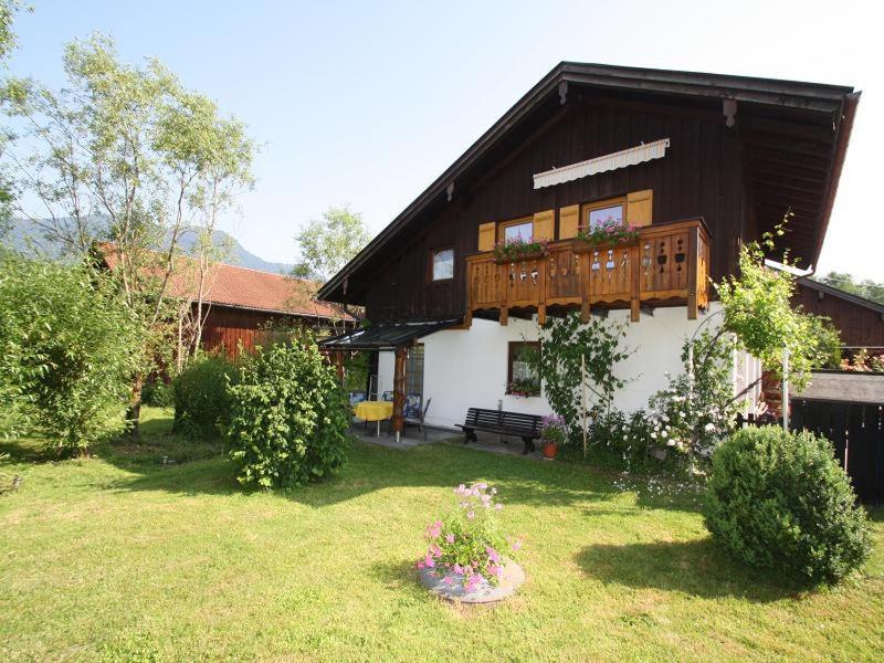 Apartament Bachbauernhof Bayerisch Gmain Zewnętrze zdjęcie